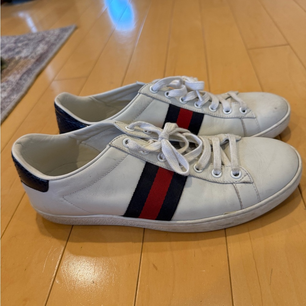 Gucci White Sneakers with Red and Blue Stripes